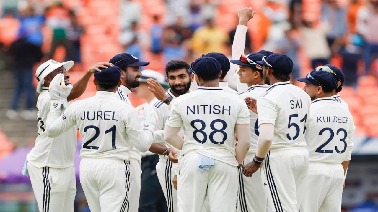 IND vs WI 1st Test match: West Indies all out on 162, Rahul scored a half-century. in Hindi