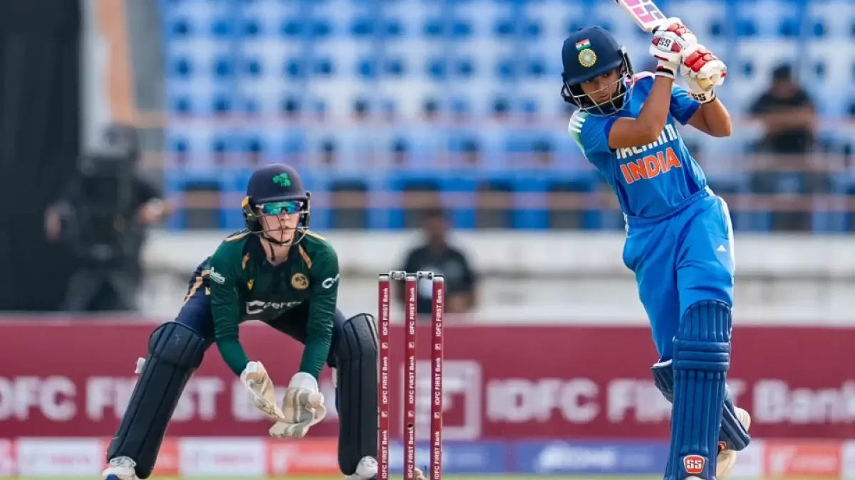 IND-W vs IRE-W Pitch Report: 3rd ODI में निरंजन शाह स्टेडियम, राजकोट की पिच रिपोर्ट कैसी होगी? in Hindi