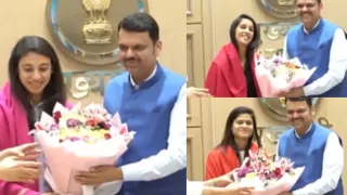 Maharashtra Government Awards Rs 2.25 Picture