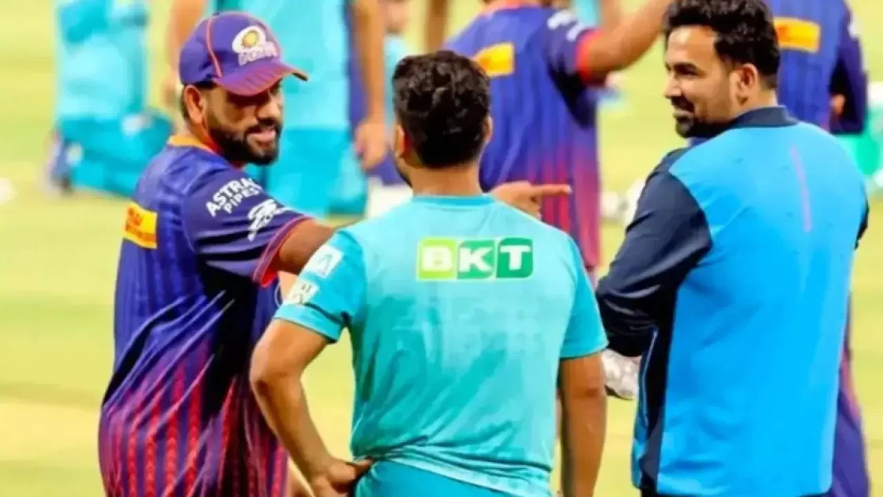 Rohit Sharma in Controversy: Leaked Chat With Zaheer Khan Sparks Debate in Hindi
