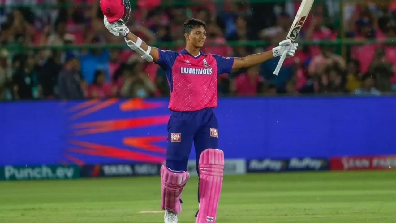 RR vs MI Dream11 Team: IPL 2025 के 50वें मैच के 3 सर्वश्रेष्ठ कप्तान या उप-कप्तान विकल्प in Hindi