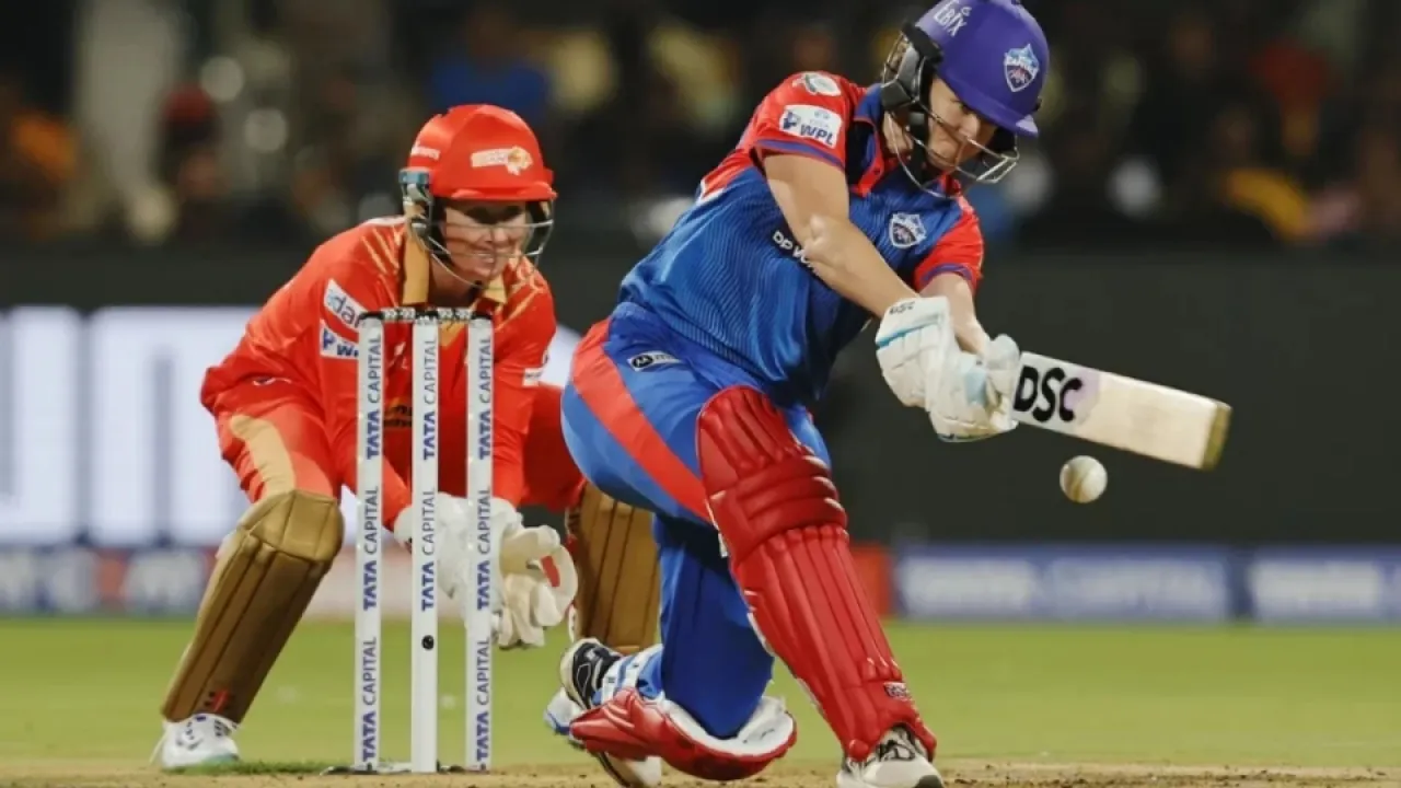 WPL 2026, एलिमिनेटर मैच: GG-W vs DC-W पिच रिपोर्ट: BCA स्टेडियम में पिच कैसी होगी