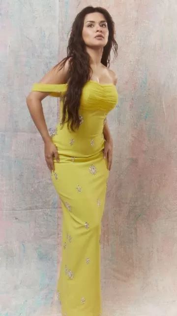 10 Gorgeous Looks of Avneet Picture