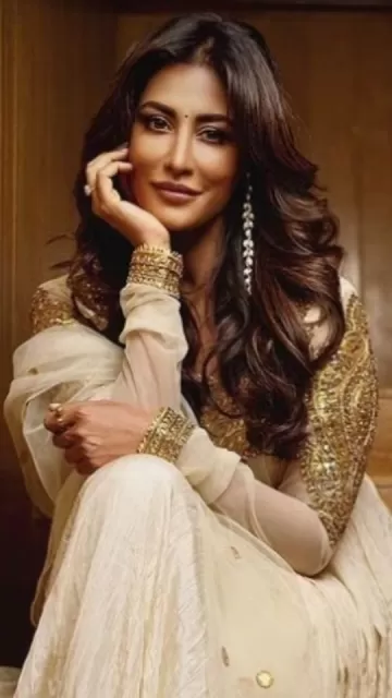 49-year-old Chitrangada Singh stole the Picture