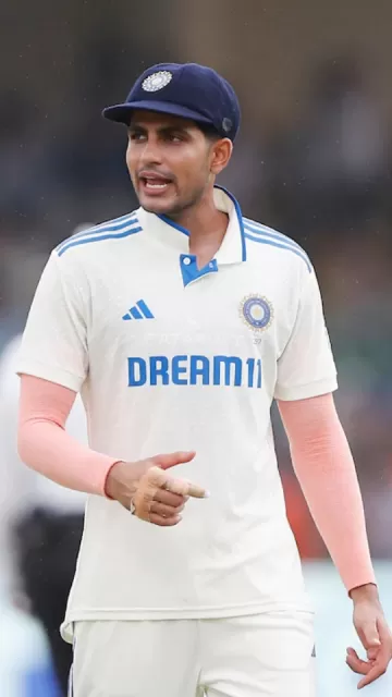 8 Indian batsmen who scored Picture