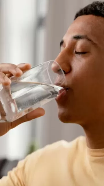 8 Signs You’re Not Drinking Picture