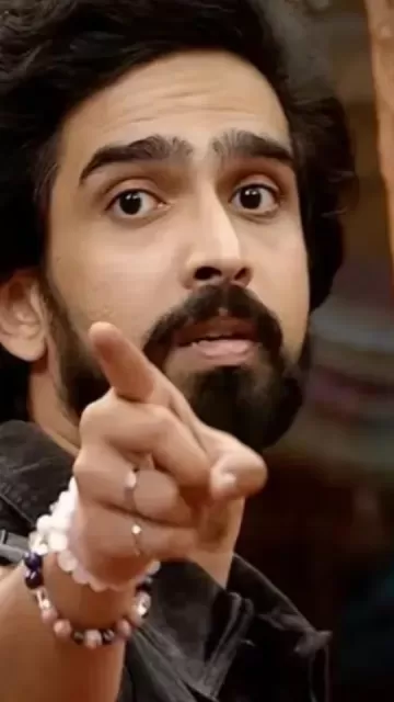 Amaal misbehaves with Farhana, calls Picture
