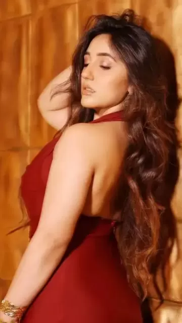 At the age of 21, Picture