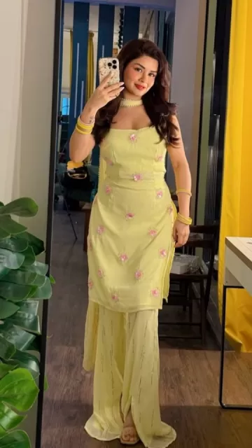 Avneet Kaur made fans hearts Picture