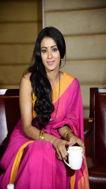 Barkha Bisht’s Saree Looks That’ll Picture