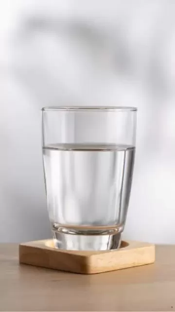 Benefits of drinking lukewarm water Picture