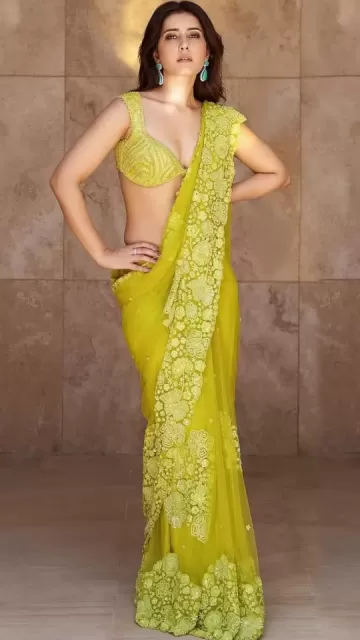 Celebrate Diwali 2025 with Raashii Picture