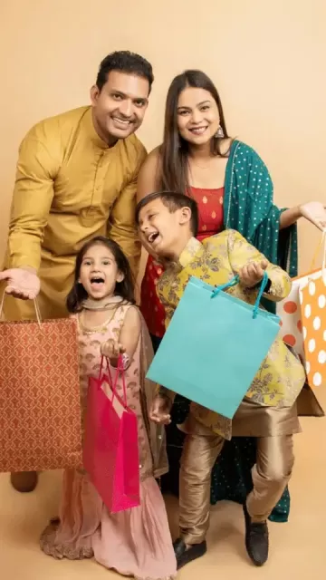 Diwali ki shopping ke liye Picture