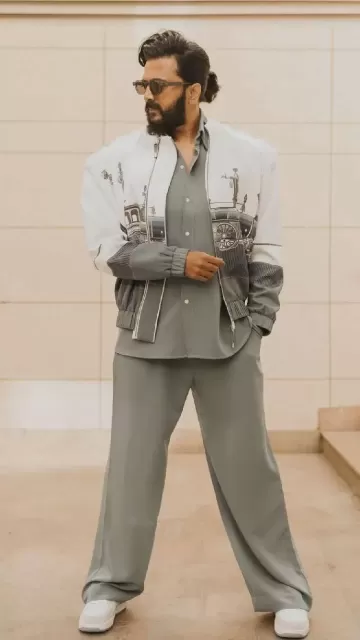 Get fashion tips from handsome Picture