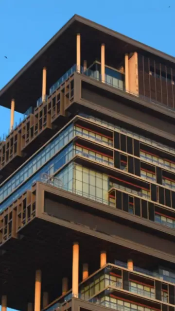 On which floor of Antilia, Picture