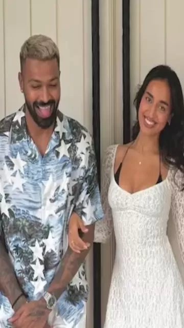 Pandya Finally Breaks Silence on Picture