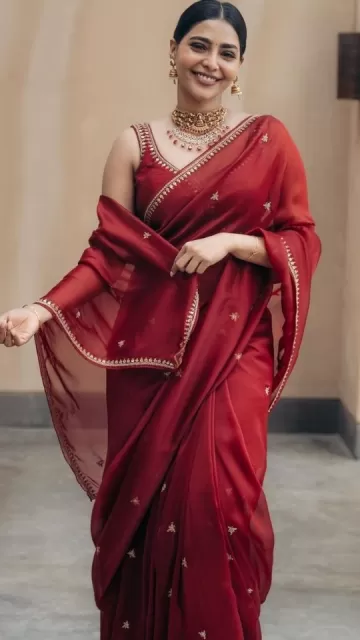 Red Saree Looks to Rock Picture