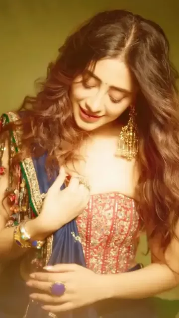 Shivangi Joshi wreaked havoc dressed Picture