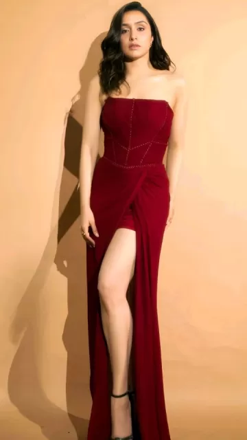 Shraddha Kapoor's Red Hot Outfits Picture