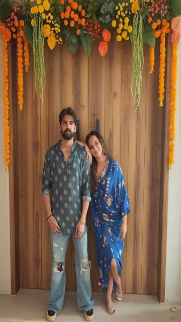 Sonakshi celebrates Diwali with her Picture