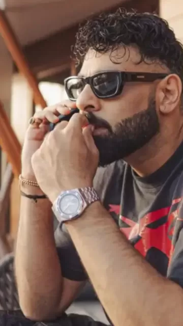 The badshah wears watches worth Picture