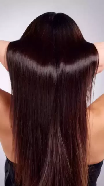 This 8 ingredient hair oil Picture