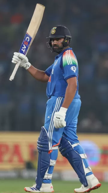 Top 5 batsmen who hit Picture