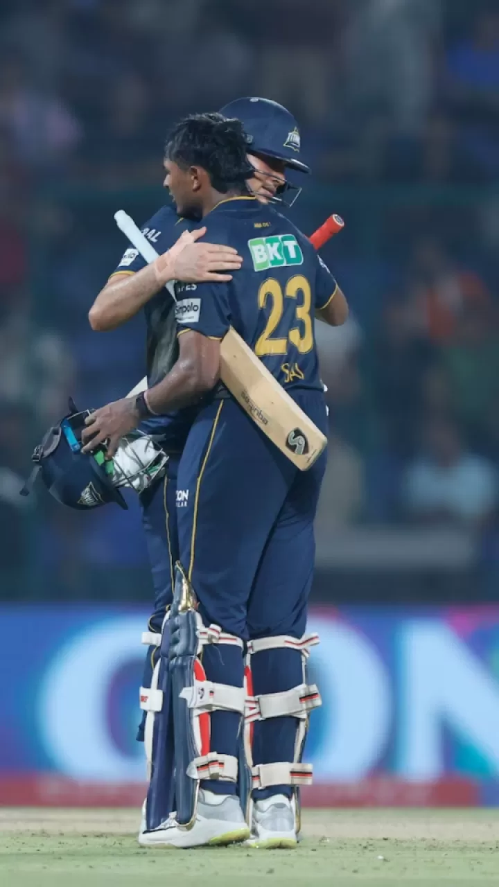 Top 5 opening pairs with most runs in IPL 2025
