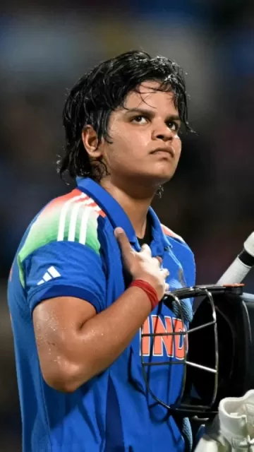 What does cricketer Shafali Verma Picture