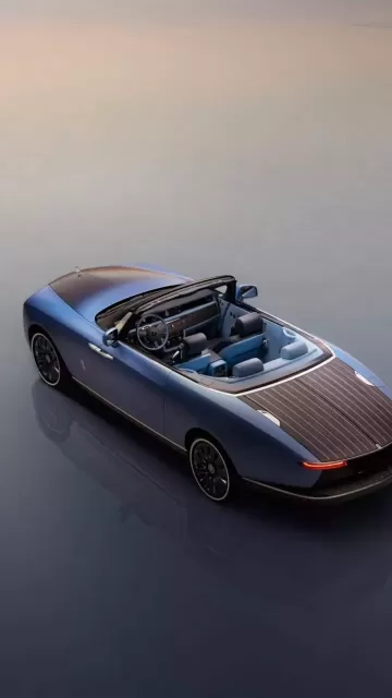 Who are the three people Picture