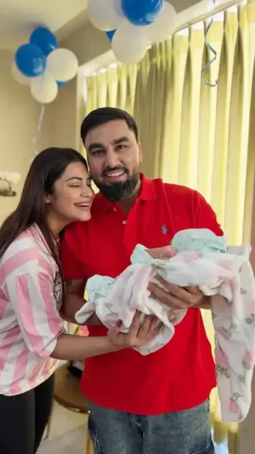 Amal Mallik, who has two Picture