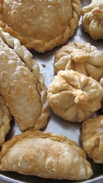 Beyond Gujiya: 5 Underrated Savoury Picture