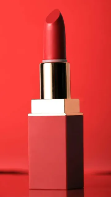 Creamy Lipstick for Smooth & Picture