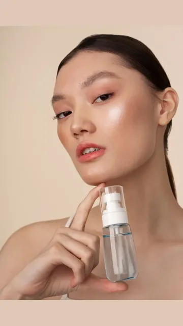 Glow Boosting Face Toner for Picture