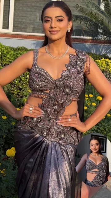 Hot and Bold Akshara Singh Picture