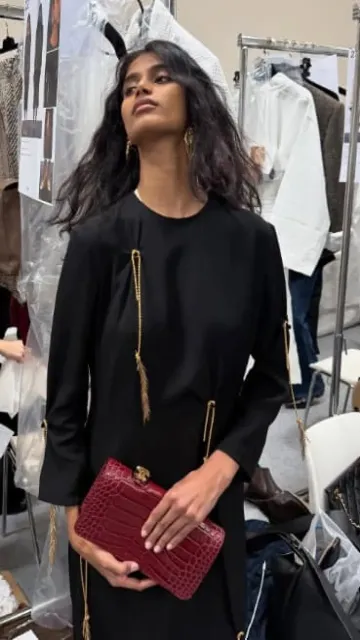 Indian-origin Models Who Walked for Picture