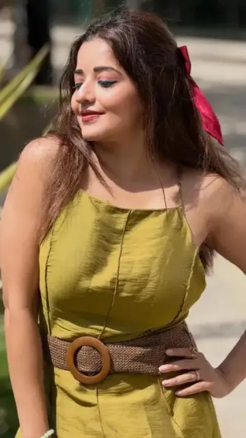 Monalisa sets the internet on Picture