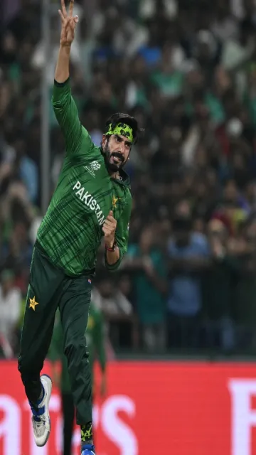 पाकिस्तान के इन 4 गेंदबाजों Picture