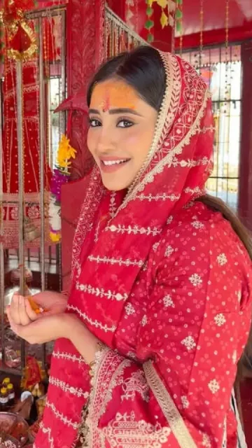 Shivangi Joshi, immersed in devotion Picture