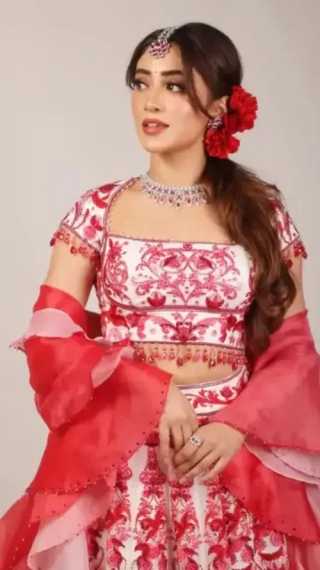 Shivangi Joshi looks absolutely stunning Picture