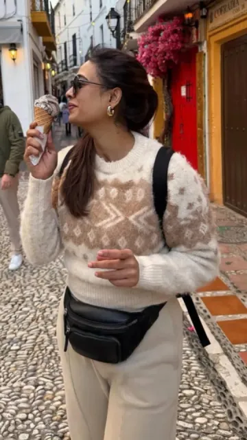 Shweta Tiwari was seen enjoying Picture