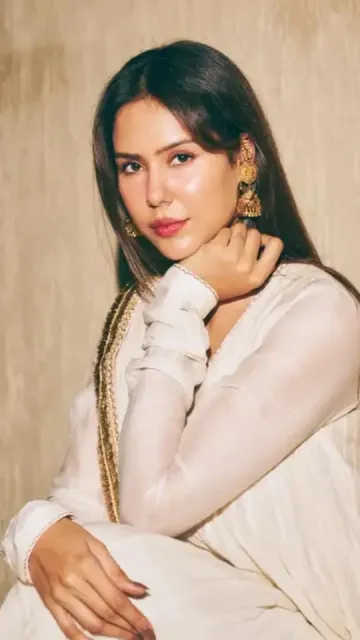 Sonam Bajwa has shared some Picture