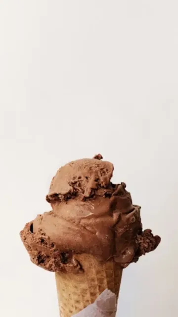 The World’s Oldest Ice Cream Picture