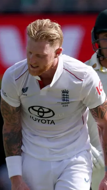 Top 5 bowlers with the Picture