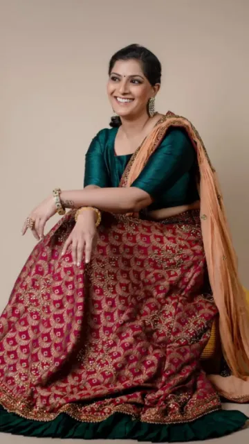 Varalaxmi Sarathkumar wows in a Picture