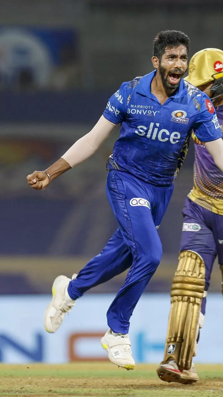 1. 5/10 vs KKR, Navi Mumbai, 2022
